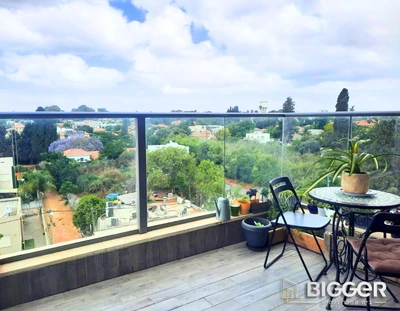 למכירה בכרכור דירת 3 חדרים עם נוף