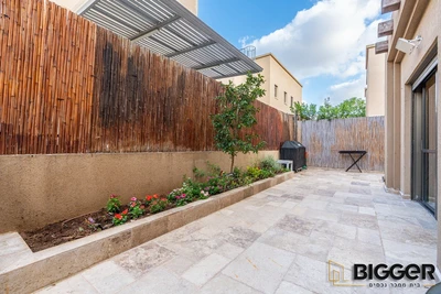 דו משפחתי מסודר עם 6 חדרים בכרכור