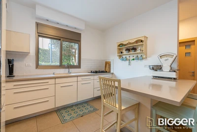 דו משפחתי מסודר עם 6 חדרים בכרכור