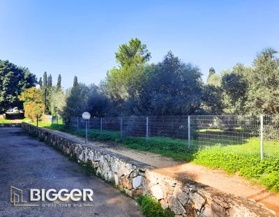 למכירה בכרכור דירת 2 חדרים מהממת