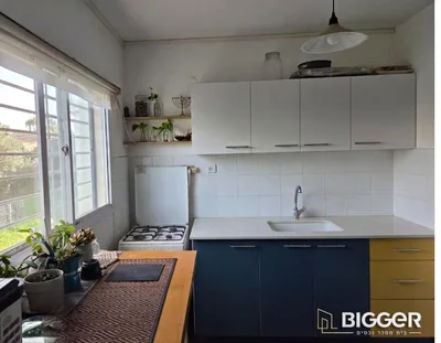 למכירה בכרכור דירת 2 חדרים מהממת